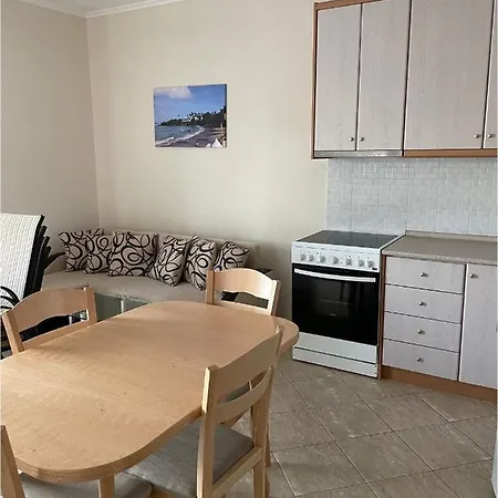 Apartment Apartament Kasatani