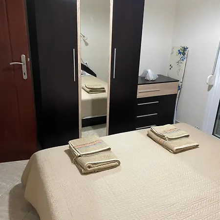Apartment Apartament Kasatani